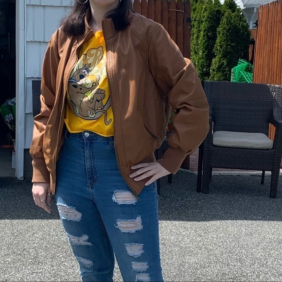 Scooby Doo Graphic Tee Crop Top Juniors XL - Picture 7 of 7